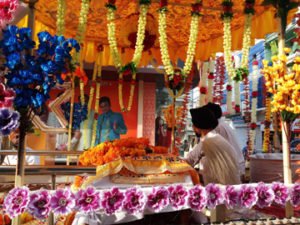 प्रकाशोत्सव पर नगर कीर्तन 1 it11117 3