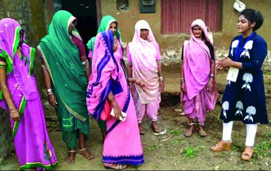 पोषण पाठशाला : संतुलित भोजन की जानकारी दी पोषण पाठशाला : संतुलित भोजन की जानकारी दी
