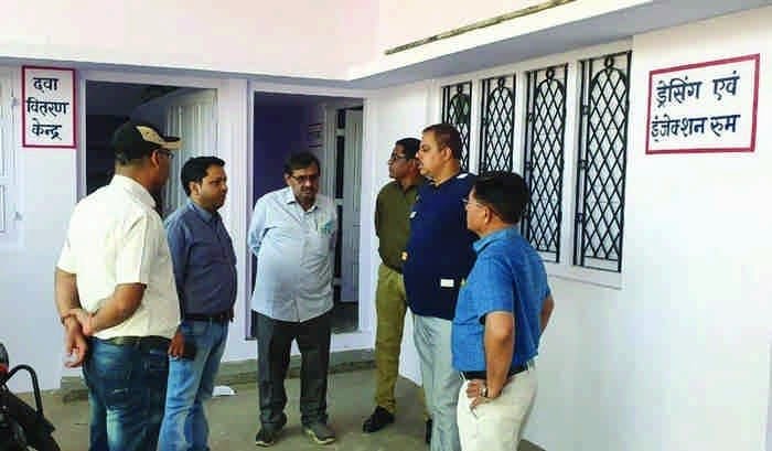 डीपीएम ने देखी पीएचसी की व्यवस्था डीपीएम ने देखी पीएचसी की व्यवस्था