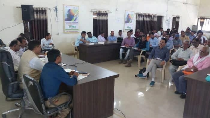 फोटोयुक्त मतदाता सूची अद्यतन करने प्रशिक्षण दिया फोटोयुक्त मतदाता सूची अद्यतन करने प्रशिक्षण दिया