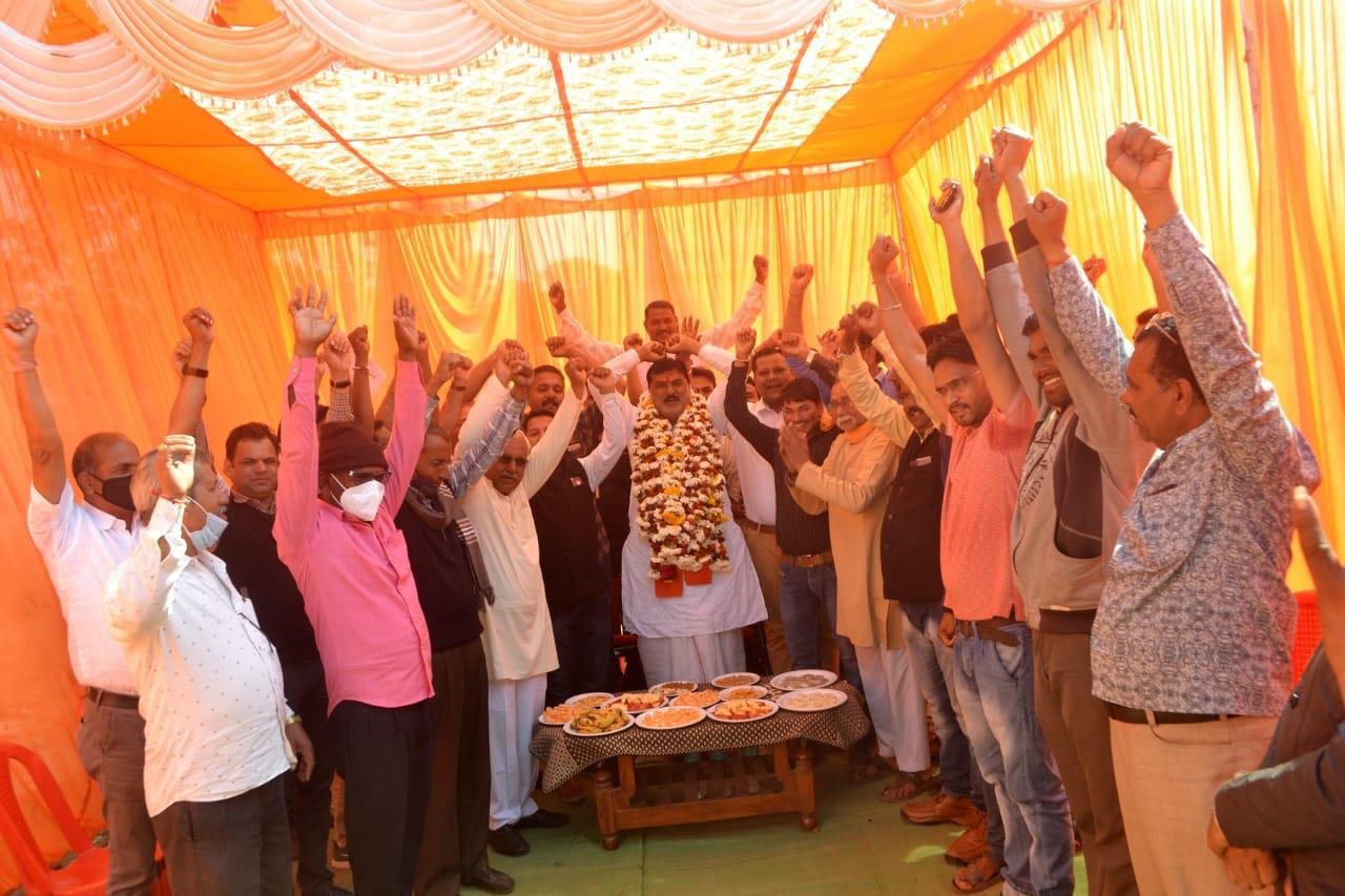 कृषि आदान विक्रेता संगठन ने कृषि मंत्री का किया स्वागत 1 Kamal Patel