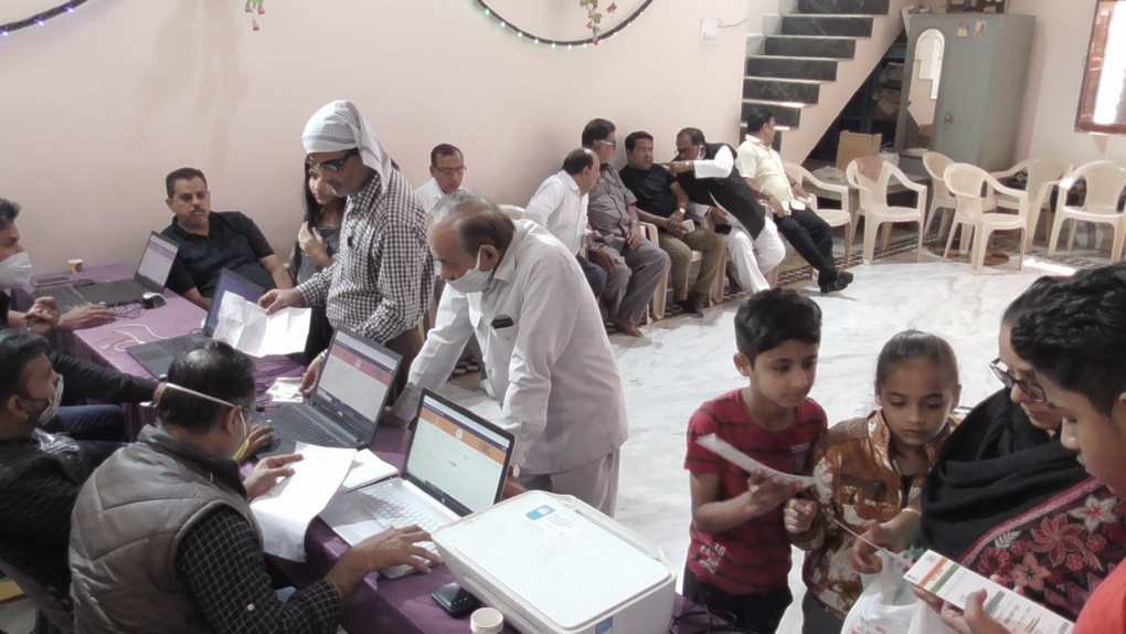 शिविर में 147 वार्डवासियों के बनाए आयुष्मान कार्ड 1 ayushman card