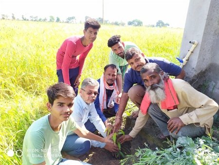 पर्यावरणीय संस्था ने 84 वें सप्ताह में किया पौधारोपण 1 IMG 20210307 WA0055
