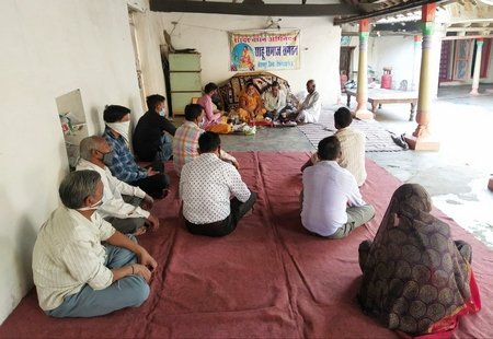 कर्मा जयंती पर साहू समाज ने की मां कर्मा की सांकेतिक पूजन 1 IMG 20210407 WA0088