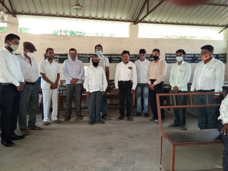 दिवंगत अधिवक्ताओं को श्रद्धांजलि देकर किया कार्य प्रारंभ 1 IMG 20210603 WA0125