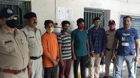 रिमांड खत्म, कोर्ट में पेश किया चोर गिरोह के 4 सदस्यों को 1 grp