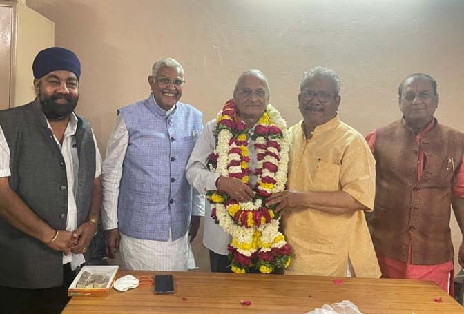 विधायक डॉ. शर्मा श्री द्वारिकाधीश, राम-जानकी मंदिर के पुन: अध्यक्ष निर्वाचित 1 MANDIR