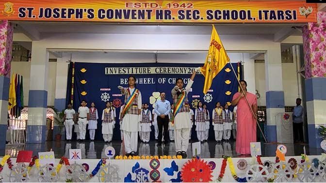छात्र मंत्रिमंडल ने ली पद एवं गोपनीयता की शपथ 1 SJCS