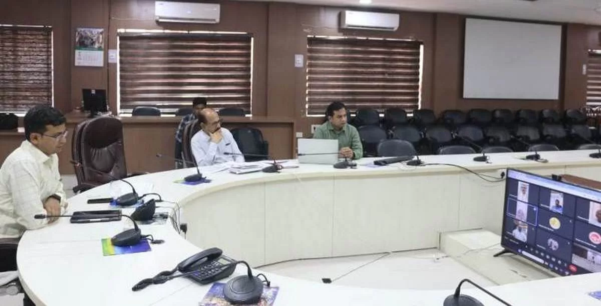 प्रभारी मंत्री ने ‘लाडली बहना उत्सव’ की तैयारियों की समीक्षा की प्रभारी मंत्री ने ‘लाडली बहना उत्सव’ की तैयारियों की समीक्षा की