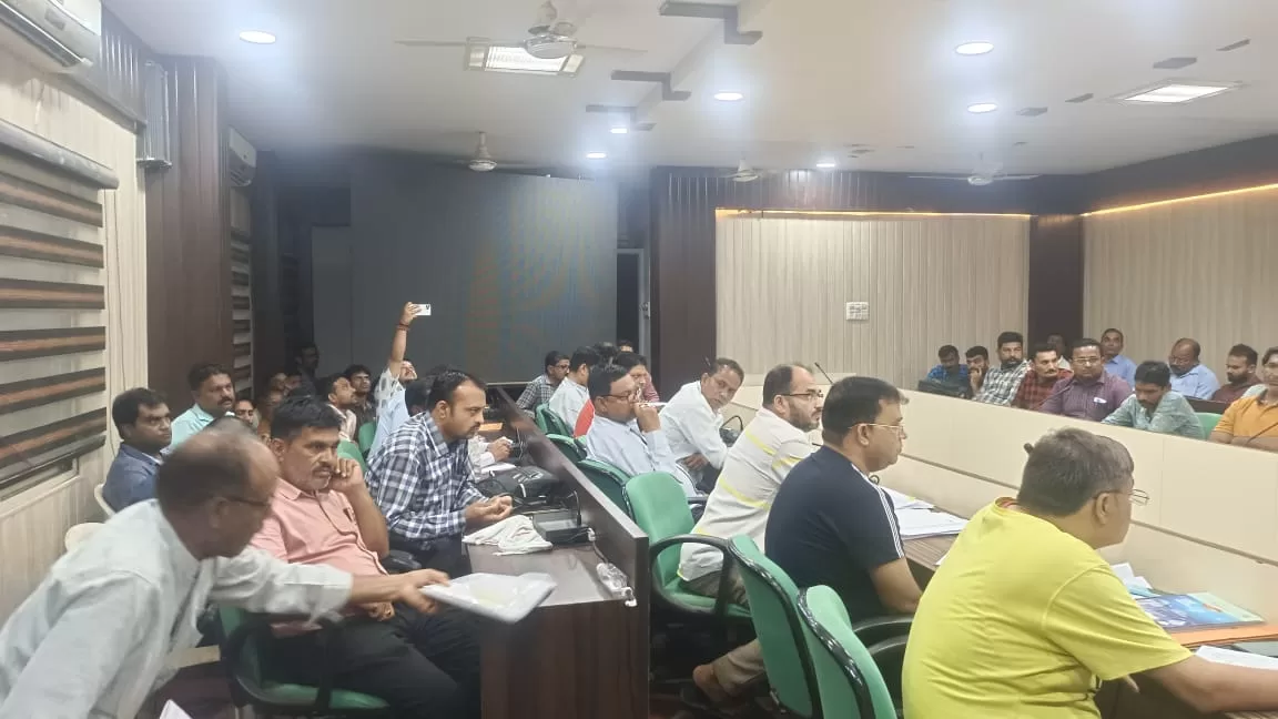 सीएमओ ने की कार्यों की समीक्षा आरआई की वेतनवृद्धि रोकने निर्देश सीएमओ ने की कार्यों की समीक्षा आरआई की वेतनवृद्धि रोकने निर्देश