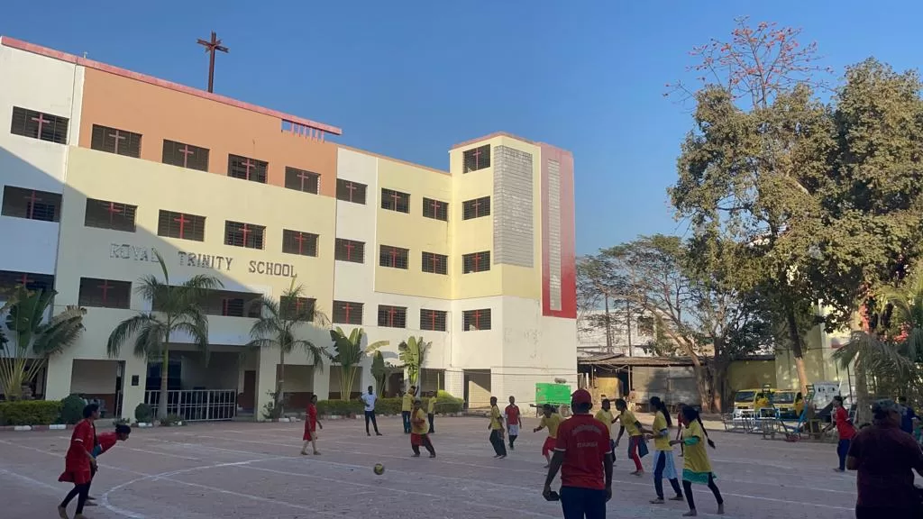 रॉयल ट्रिनिटी स्कूल की मान्यता बहाल, अब बच्चों को नहीं होगी परेशानी रॉयल ट्रिनिटी स्कूल की मान्यता बहाल, अब बच्चों को नहीं होगी परेशानी