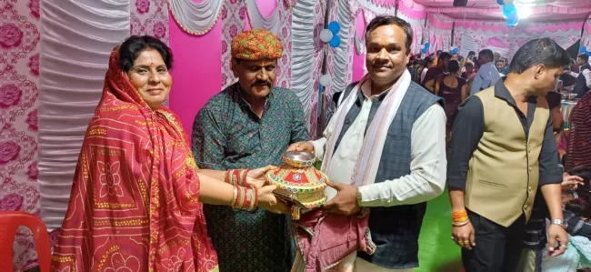 ढाई दशक से हो रहा तुलसी-सालिगराम का विवाह, सैंकड़ों लोग पहुंचे शामिल होने 2 Jhaliya