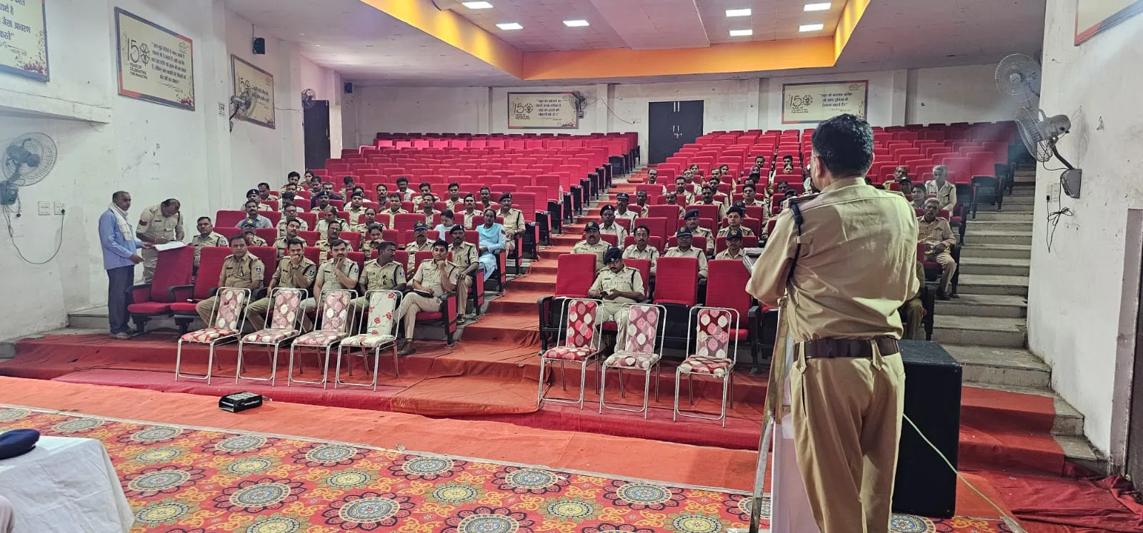 लोकसभा चुनाव के मद्देनजर पुलिस और कोटवारों को दिया प्रशिक्षण 1 Police jpg