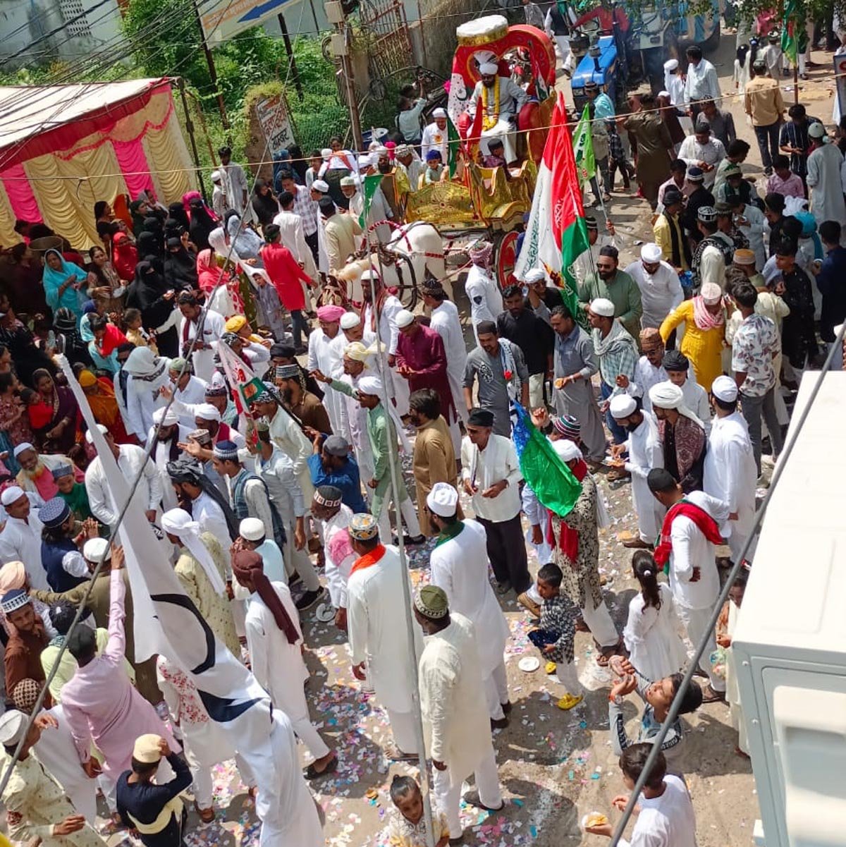 Muslim community took out a procession on the occasion of Eid-e-Milad-un-Nabi