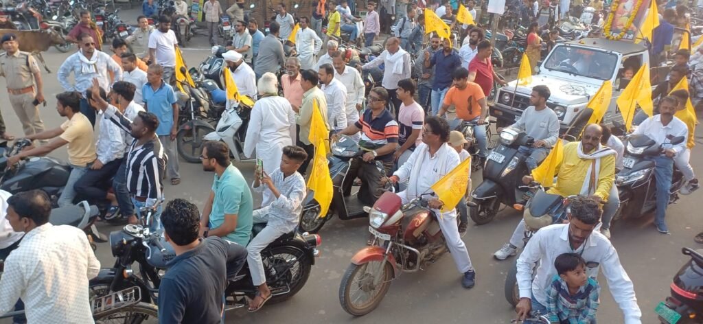 Vehicle rally taken out on Valmiki Jayanti, welcomed at many places