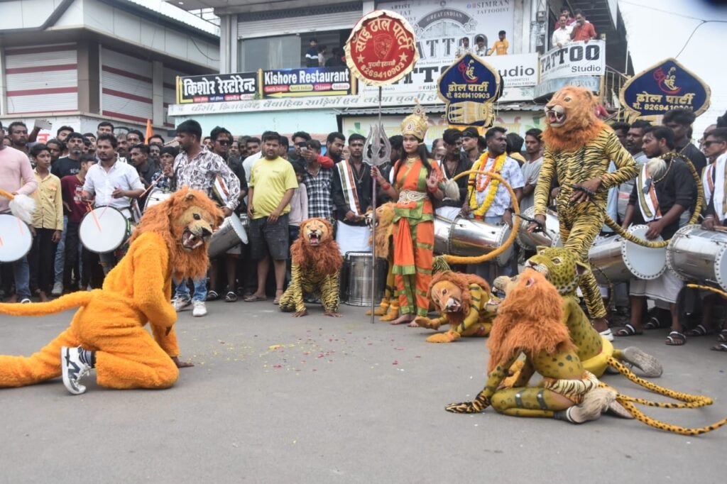 Navratri Special - Lions of Maa Durga from Sagar MP