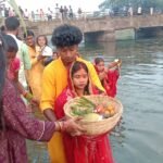 Arghya offered to the setting sun, Chhath fast will end by offering Arghya to the rising sun in the morning.