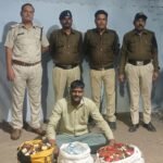 Excise department caught one with domestic and foreign liquor worth Rs 28 thousand