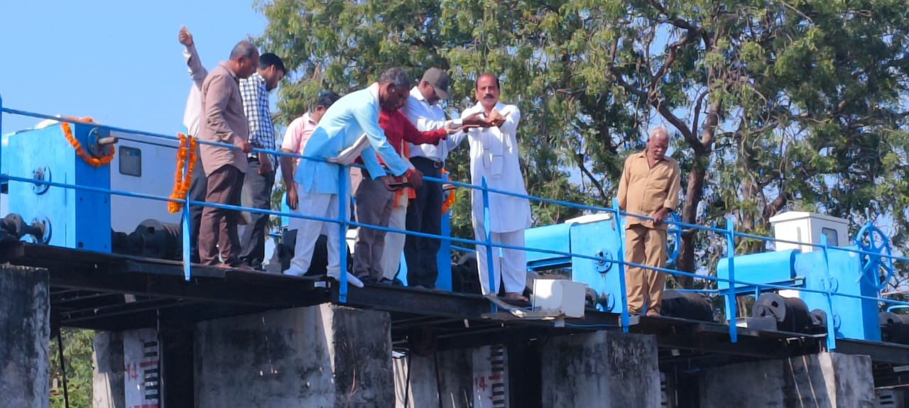 Water released for irrigation from Tawa Dam left bank main canal.