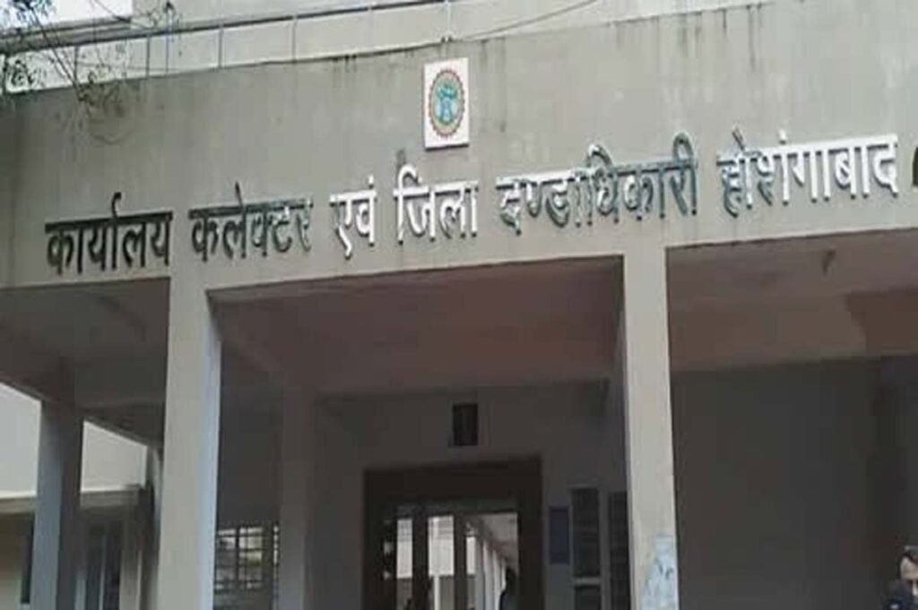 Two SDMs of the district are on leave, two other officers got charge