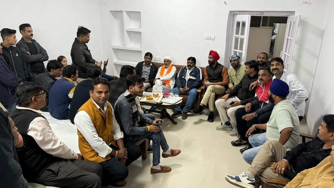 MP Darshan Singh Choudhary had one to one discussion with workers and general public.