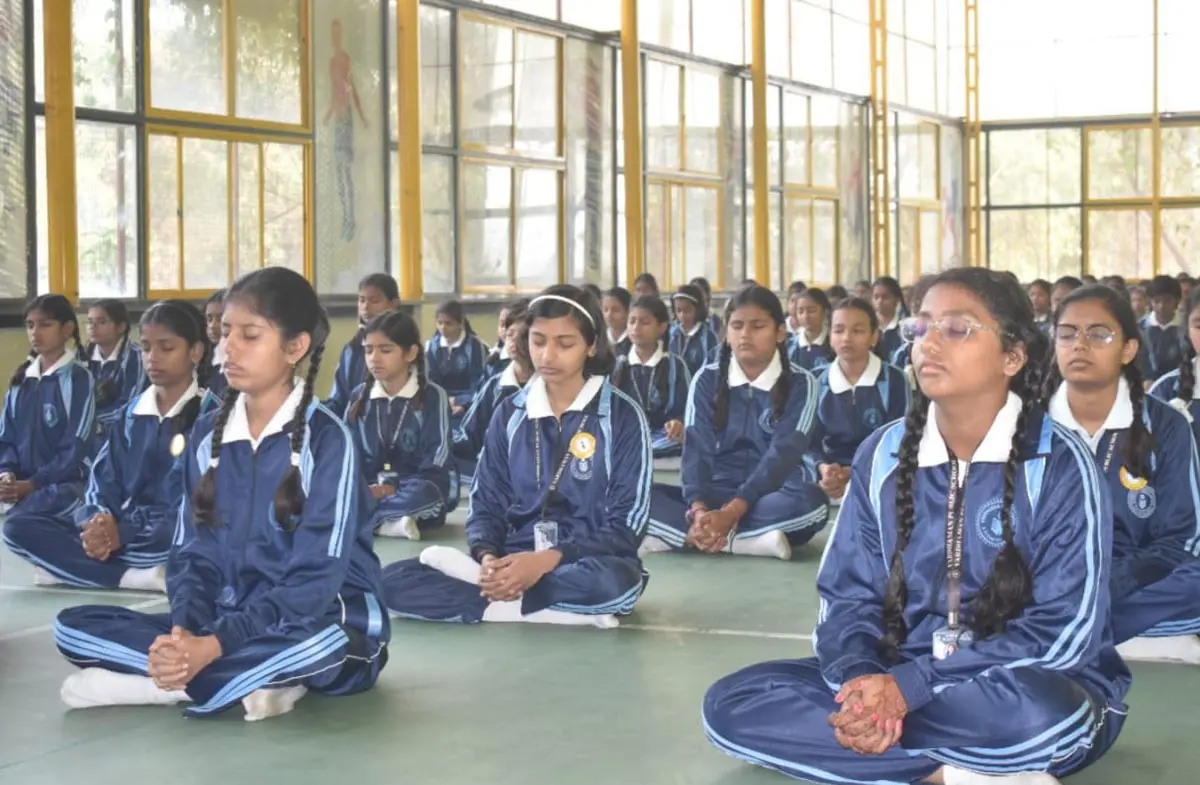 World Meditation Day celebrated at Vardhaman Public School, Itarsi