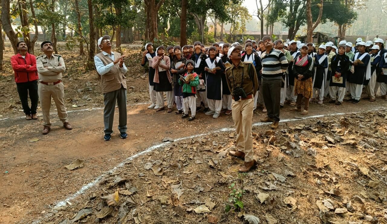 Under the Anubhuti programme, school children were made to identify trees, plants, grass and medicinal plants.