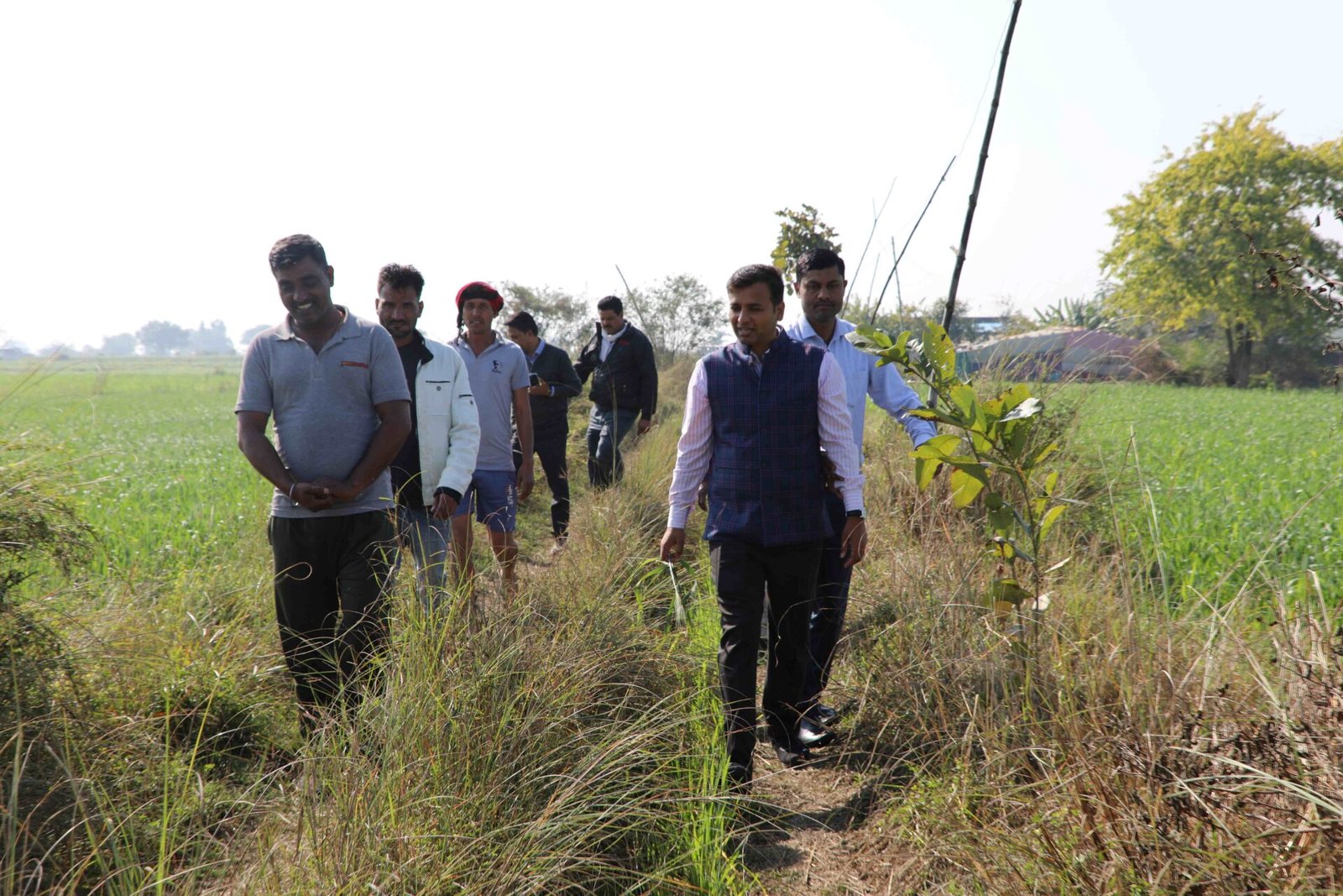 Commissioner visited the tail area of ​​remote area of ​​the canal