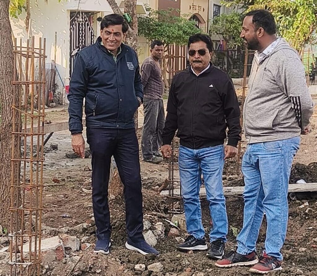 Park construction started in Ward 33, Chairman praised the work