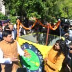 Chief Minister appreciated the Kumbh Astronomy Clock prepared by Sarika