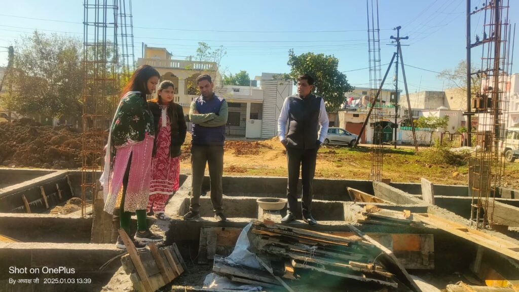 Municipal Chairman inspected the indoor stadium worth 90 lakhs, instructions to speed up the work