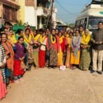 Senior Citizens Association honored the pilgrims on their return from Mahakumbh