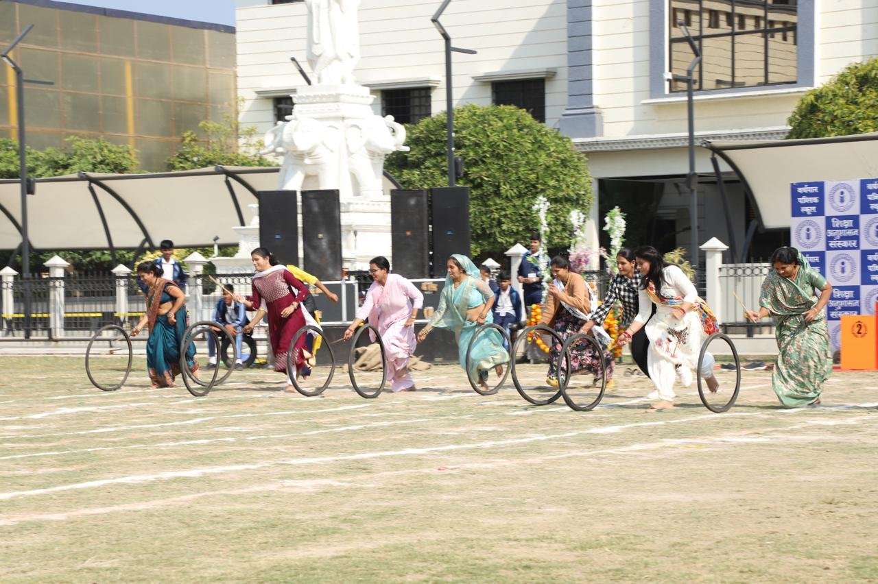 Children enthusiastically participated in the two-day sports Mahakumbh in Vardhaman.