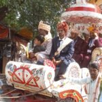 On Vasant Panchami, 11 couples from Yadav community got married.