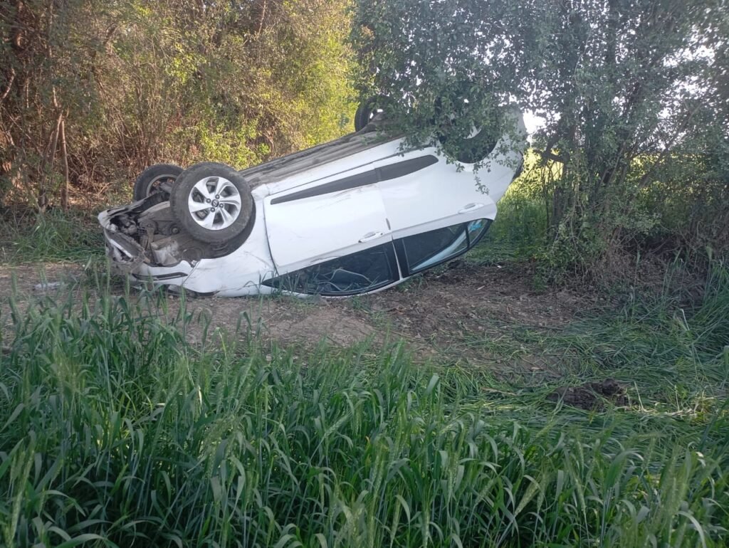 Car lost control and overturned near village Taronda, two women died