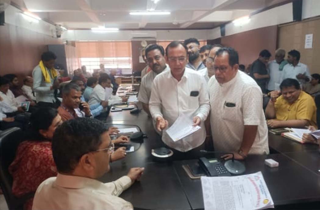 Itarsi traders reached the public hearing with their proposal for shop rent hike