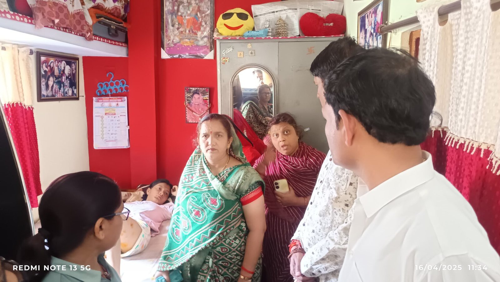 The Municipality President reached the house of the girl injured by dog ​​bite to meet her