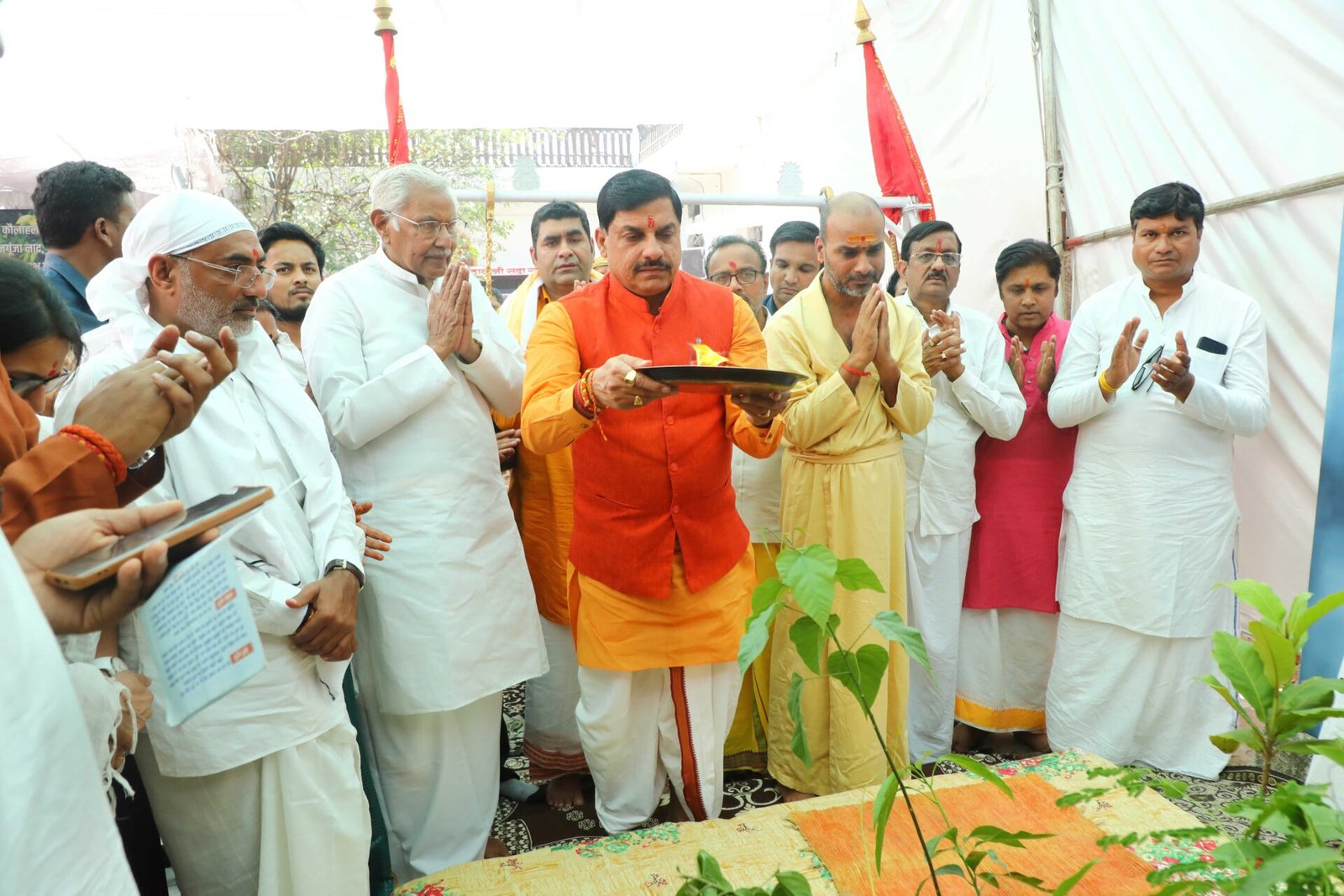 Chief Minister Dr Mohan Yadav offered prayers at Dada Kuti for the prosperity of the state