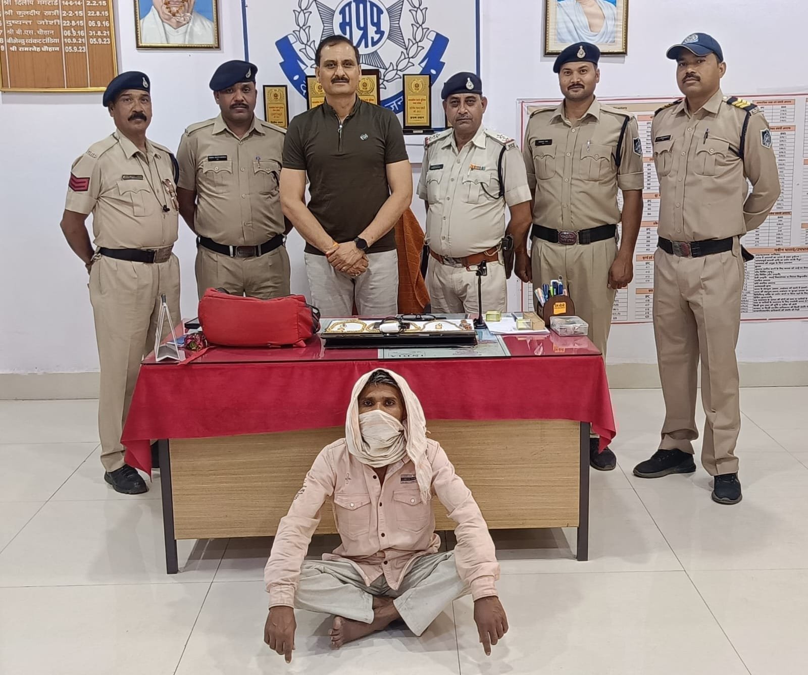 The person who stole jewellery and mobile worth 26 lakhs from Madhya Pradesh was arrested in Rajasthan