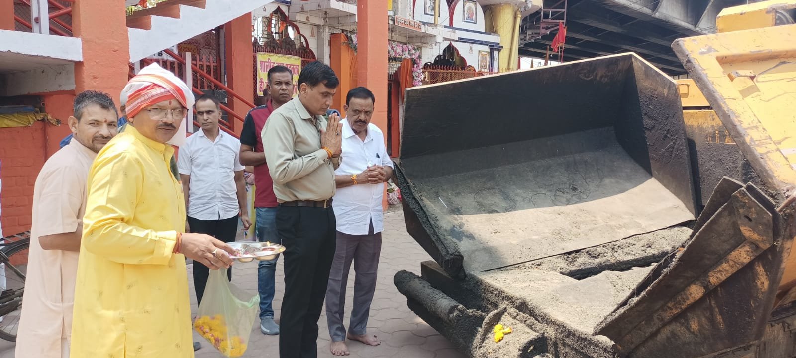 Work of asphalting of roads started from Hanuman Dham in Amrit Yojana 2.0