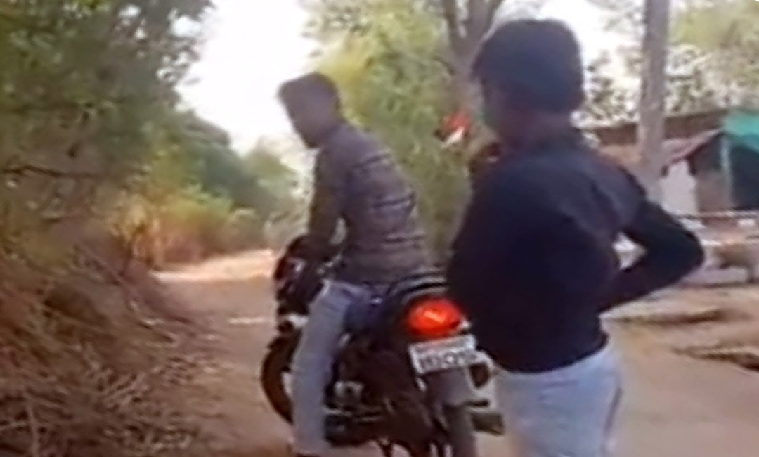The person who threatened the villagers by claiming to be the nephew of an MP has been arrested