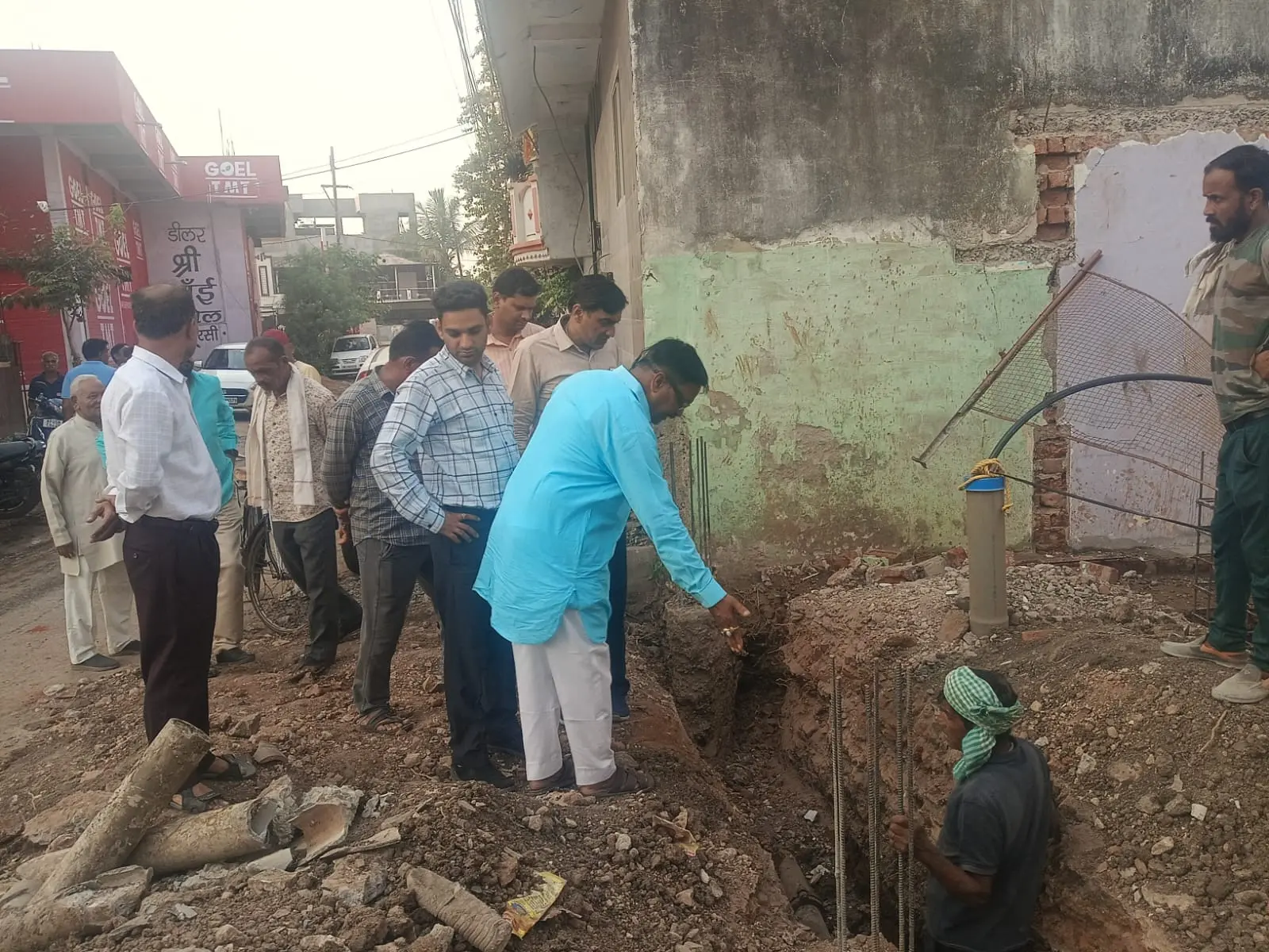 Pillars have been erected on the municipal pipeline, notice will be issued