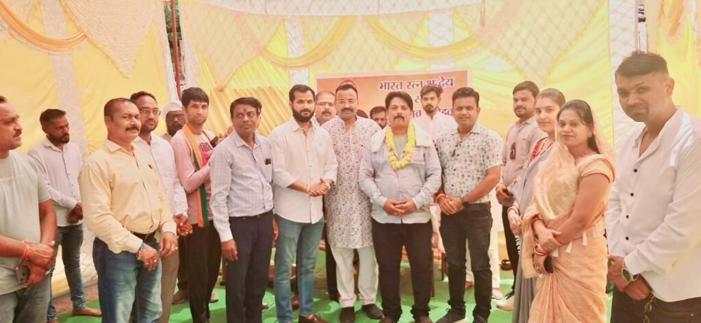 भाजपा सहित कई संगठनों ने मनायी डॉ. अंबेडकर की जयंती 4 Ward 12