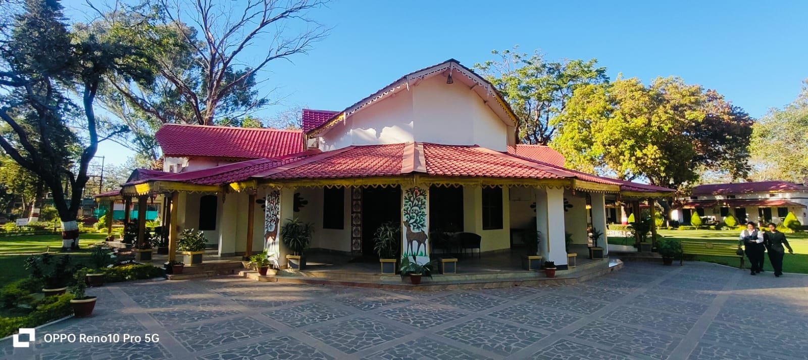 'Hotel Amaltas' run by women power in the lap of Satpura