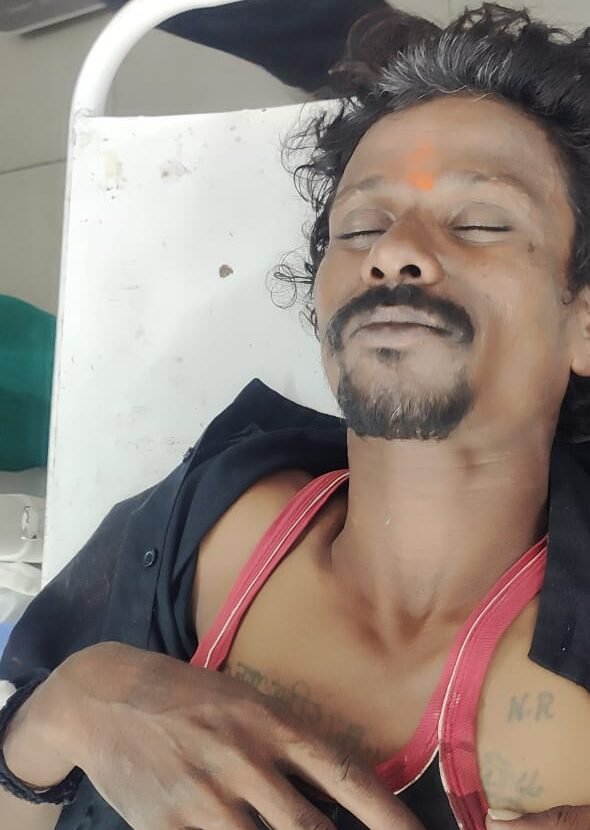 A knife attack in the railway station premises, one youth injured