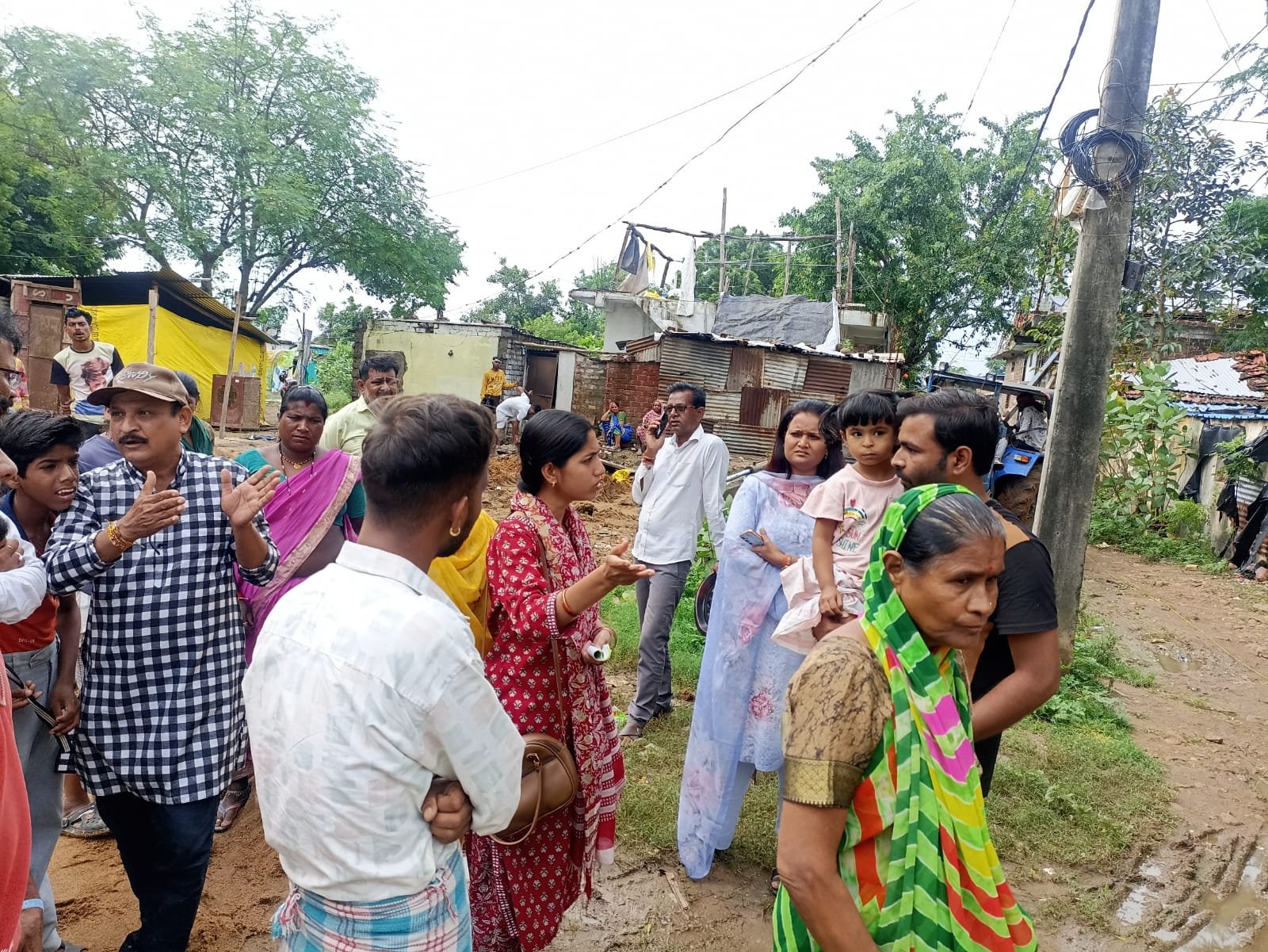 Those who obstruct the work of PMAY scheme will face police complaint