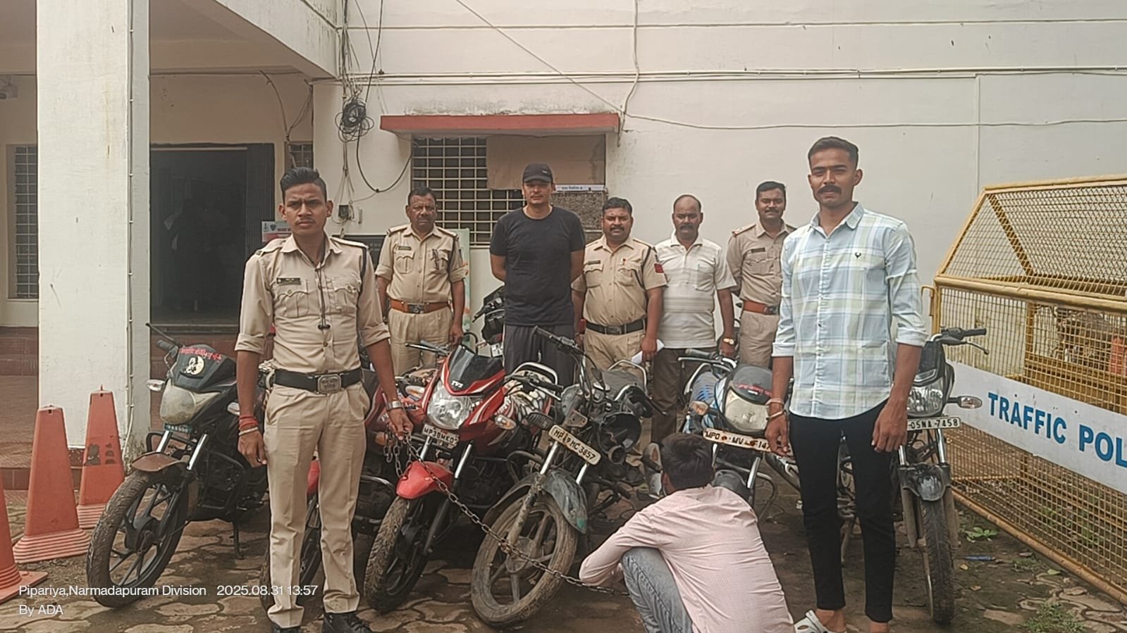 Pipariya police caught a cunning motorcycle thief, seized 6 bikes