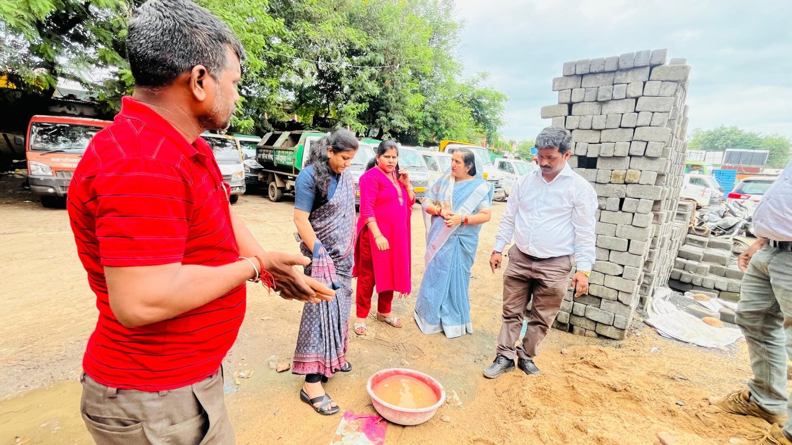 The Municipal Chairman and CMO inspected the under-construction bus stand and auditorium