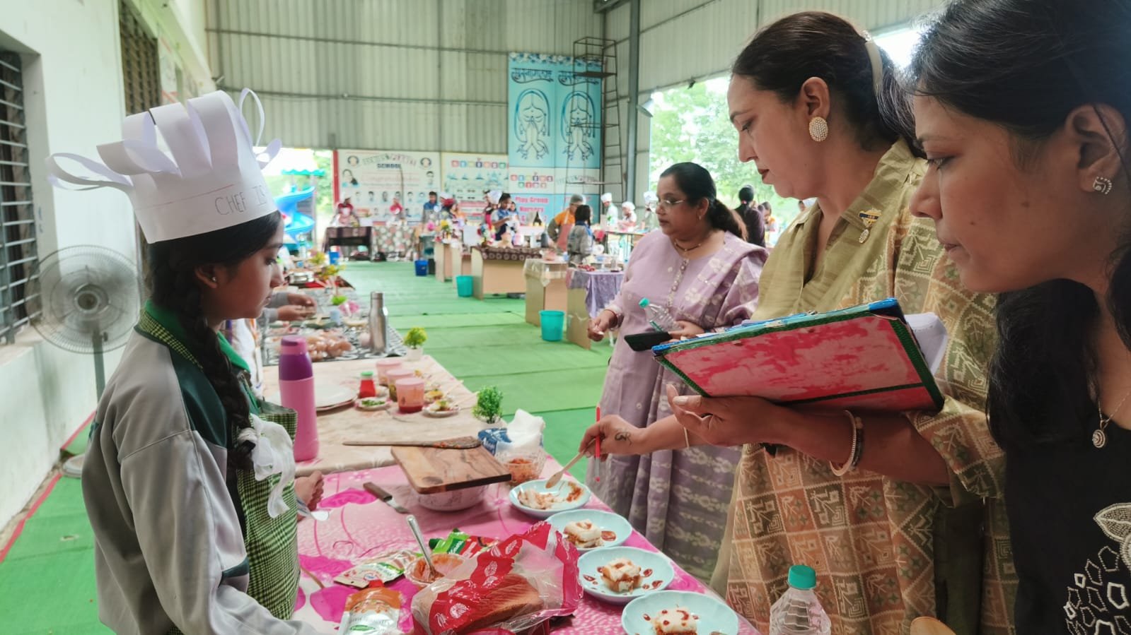 Fireless cooking competition held in GPS, children prepared delicious dishes