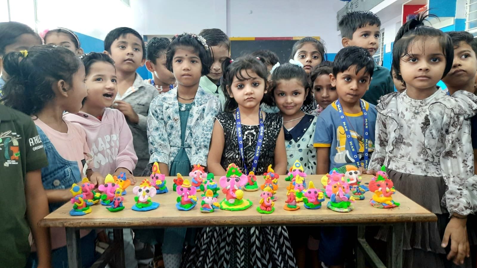 Little sculptors gave a grand welcome to Ganpati in Sai Vidya Mandir